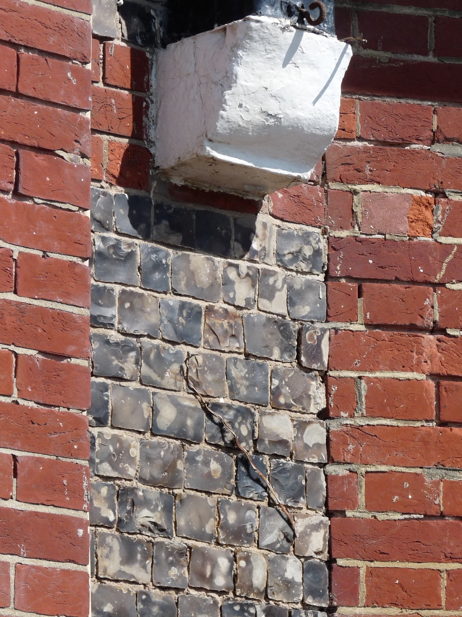 Flint wall construction and knapped flint repair